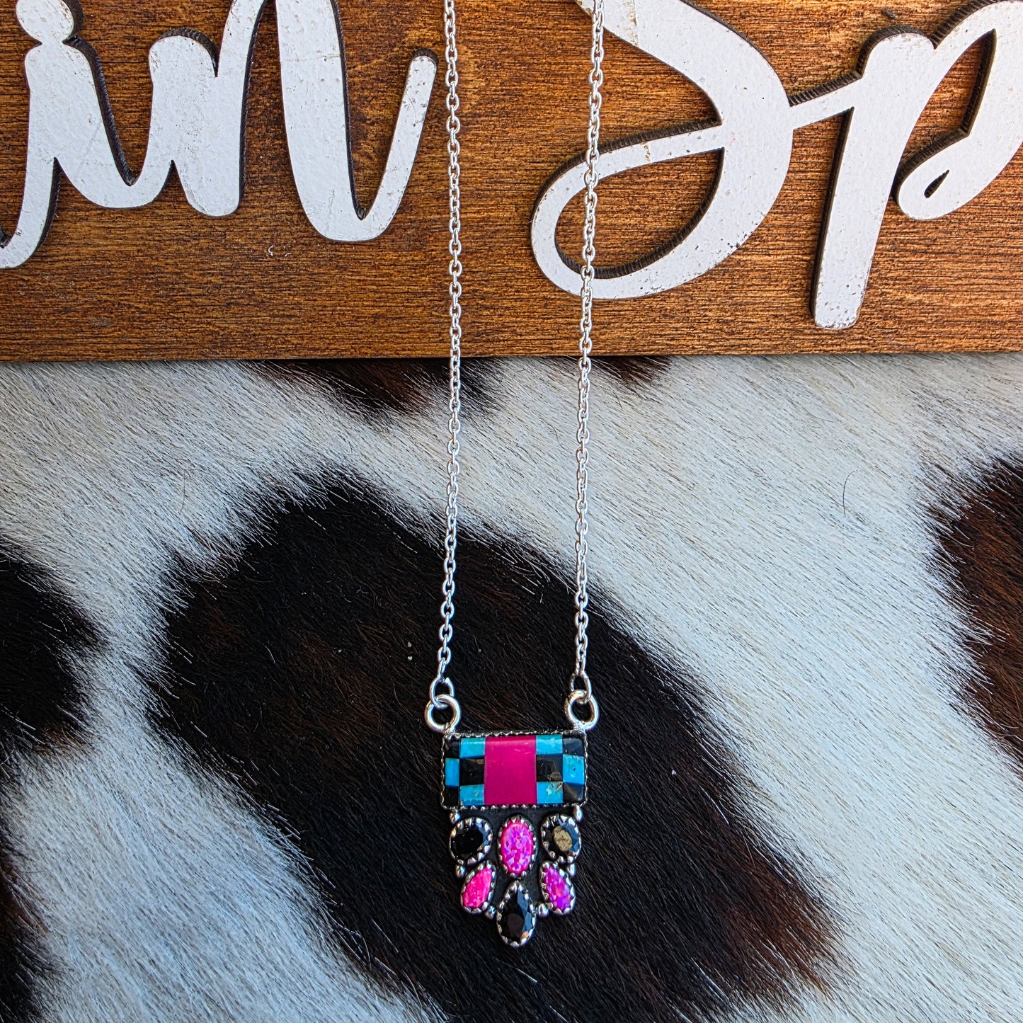 The Zora I Bar Checkerboard Necklace