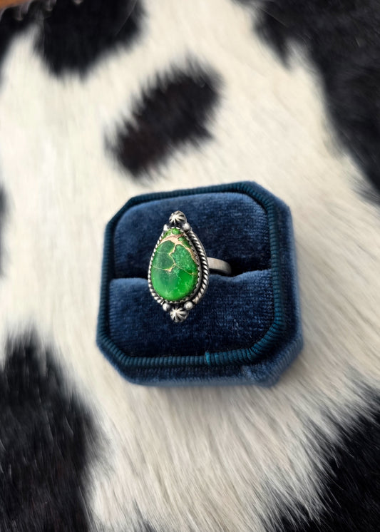 The Green Sea Adjustable Ring