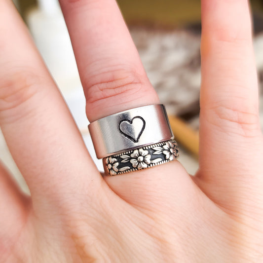 Simple Heart Stamped Ring