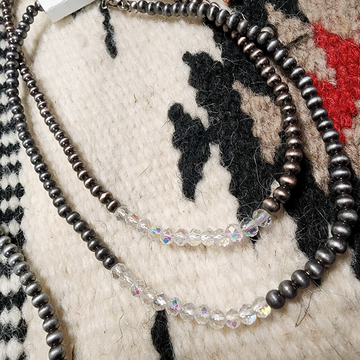 Glitzy Pearl Choker Necklace