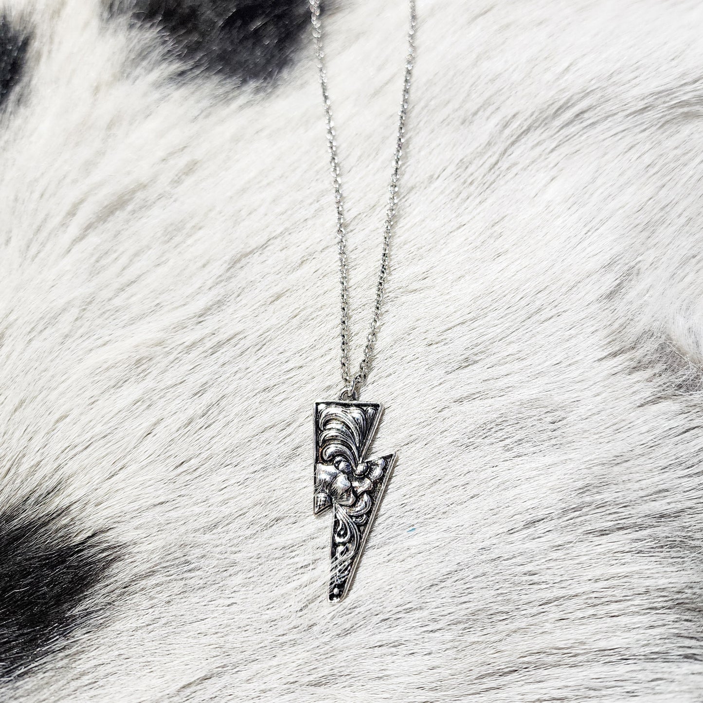 The Tooled Lightning Bolt Necklace