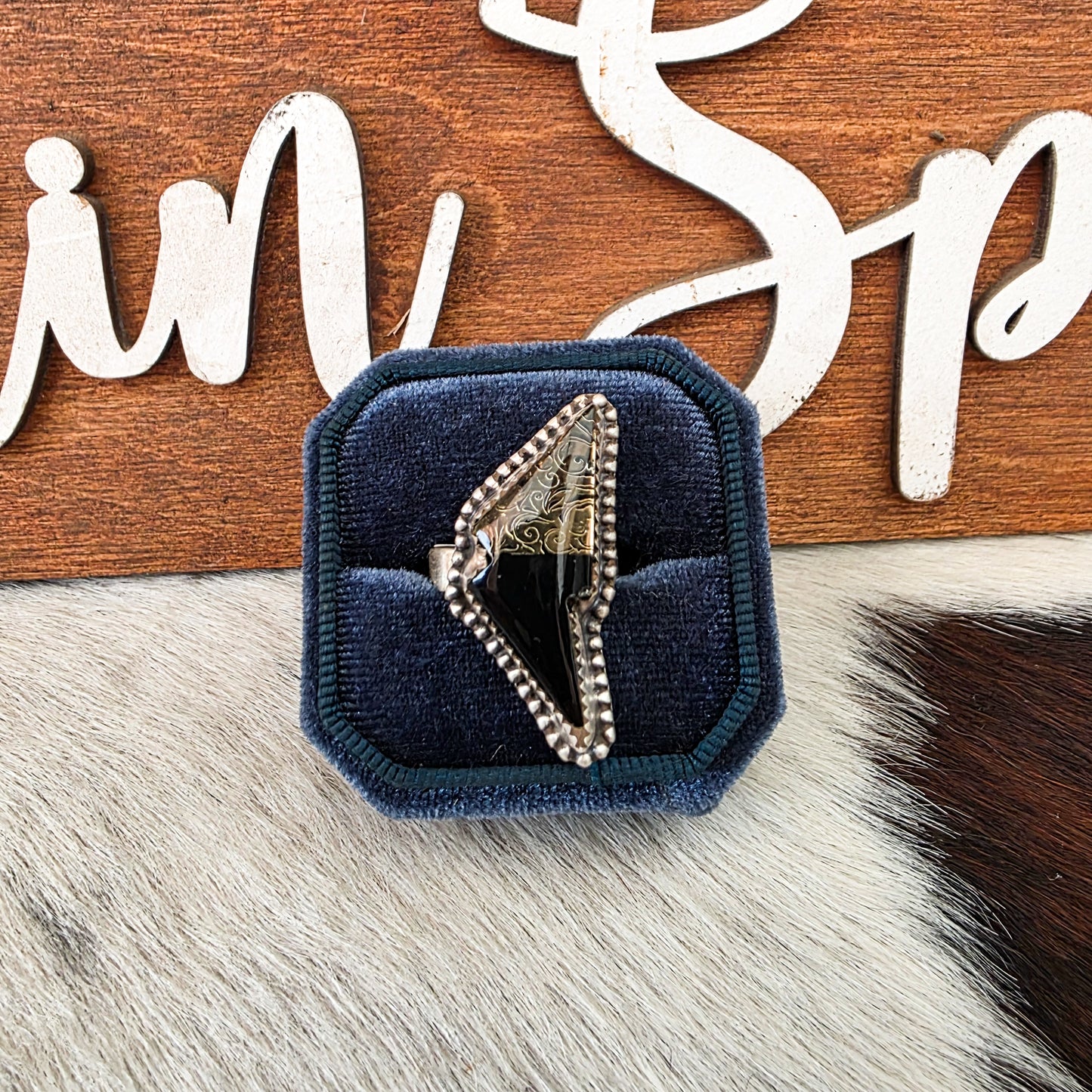 The London Gold Onyx Adjustable Ring