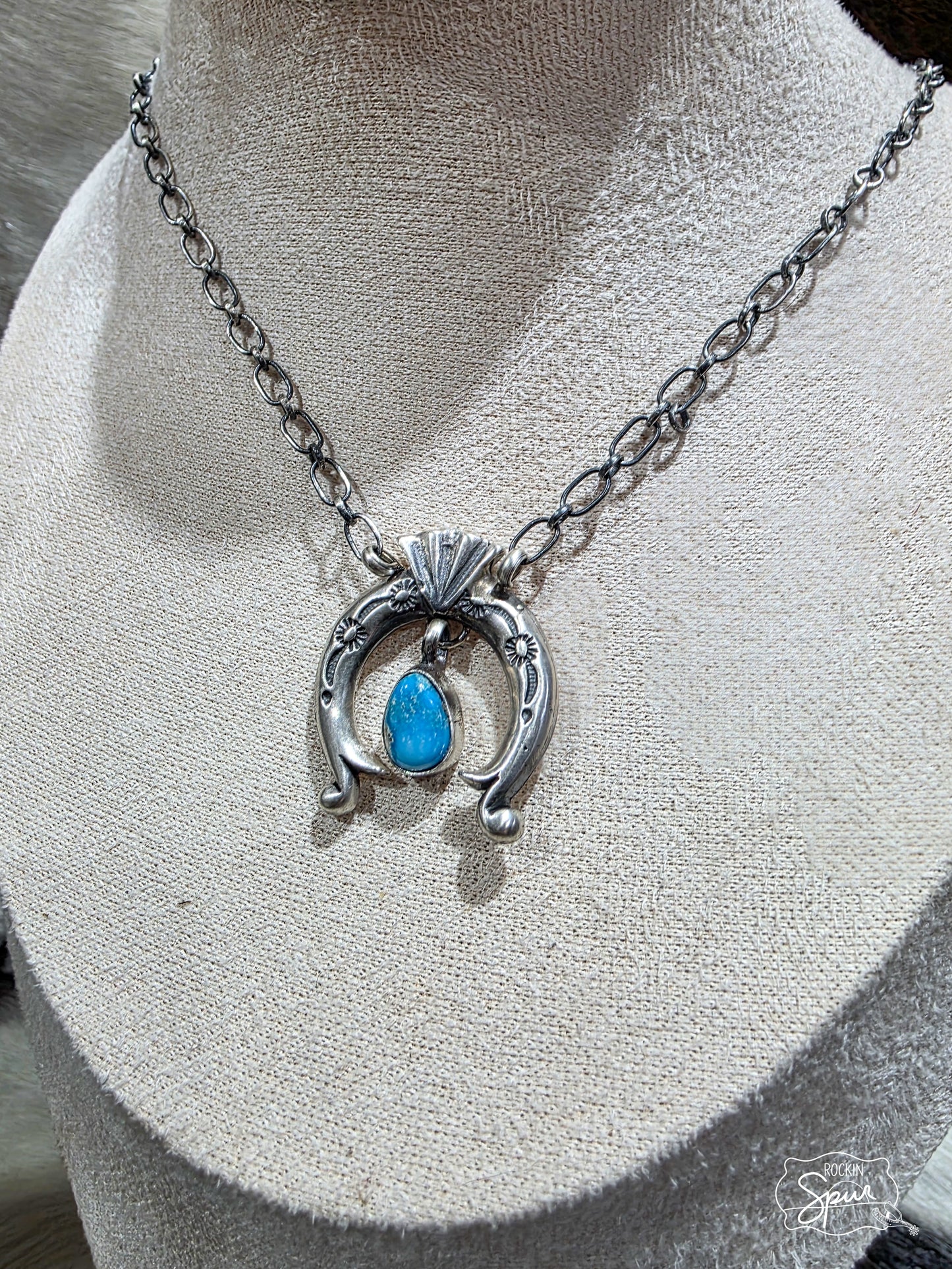 The Taylor Naja Necklace