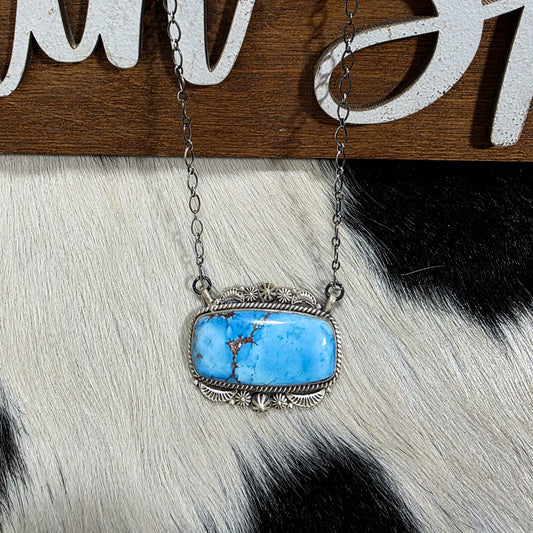 The Camille Golden Hills Bar Necklace