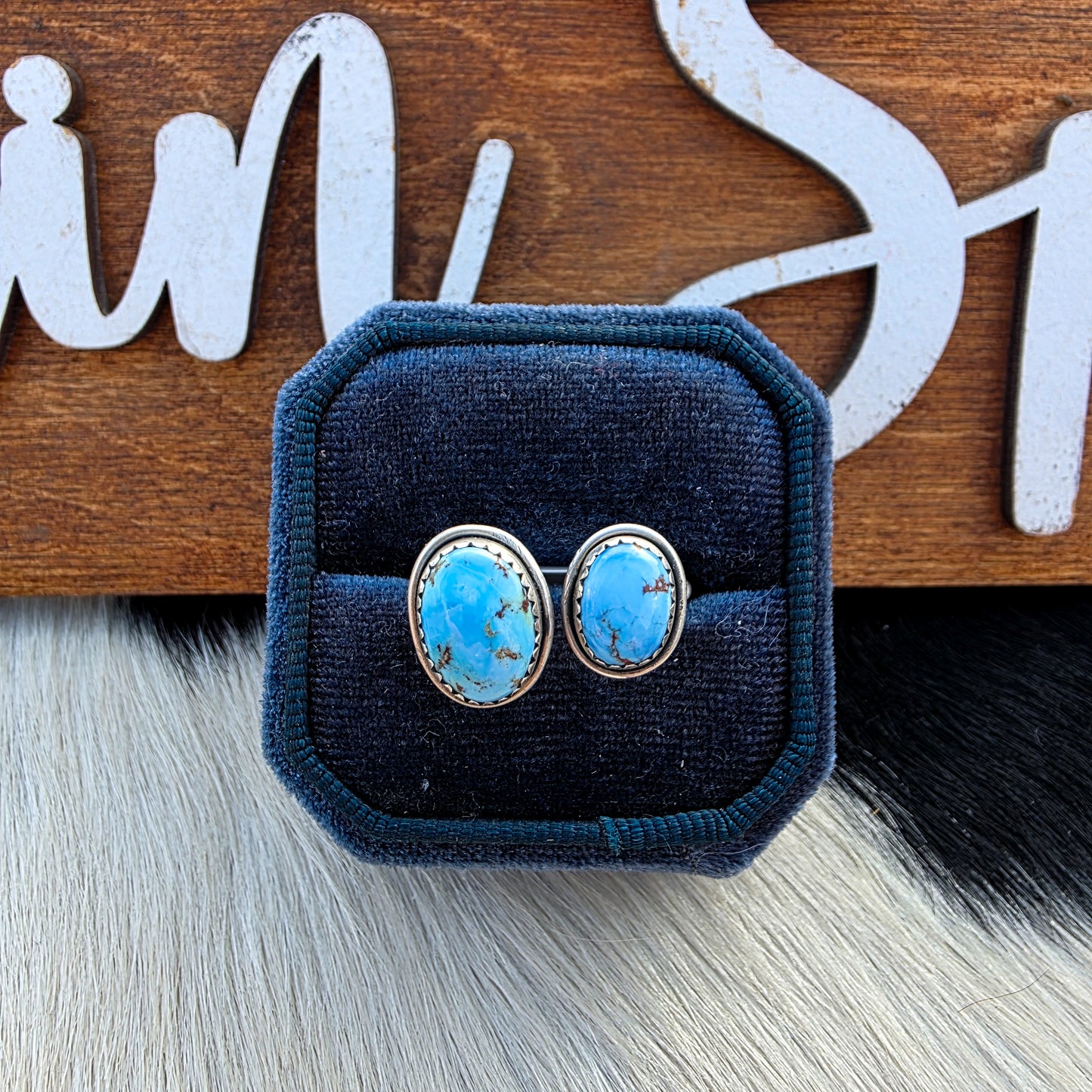 The Vivienne Adjustable Golden Hills Ring