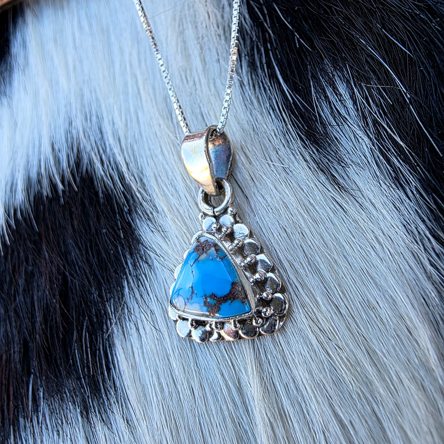 The Willow Golden Hills Necklace