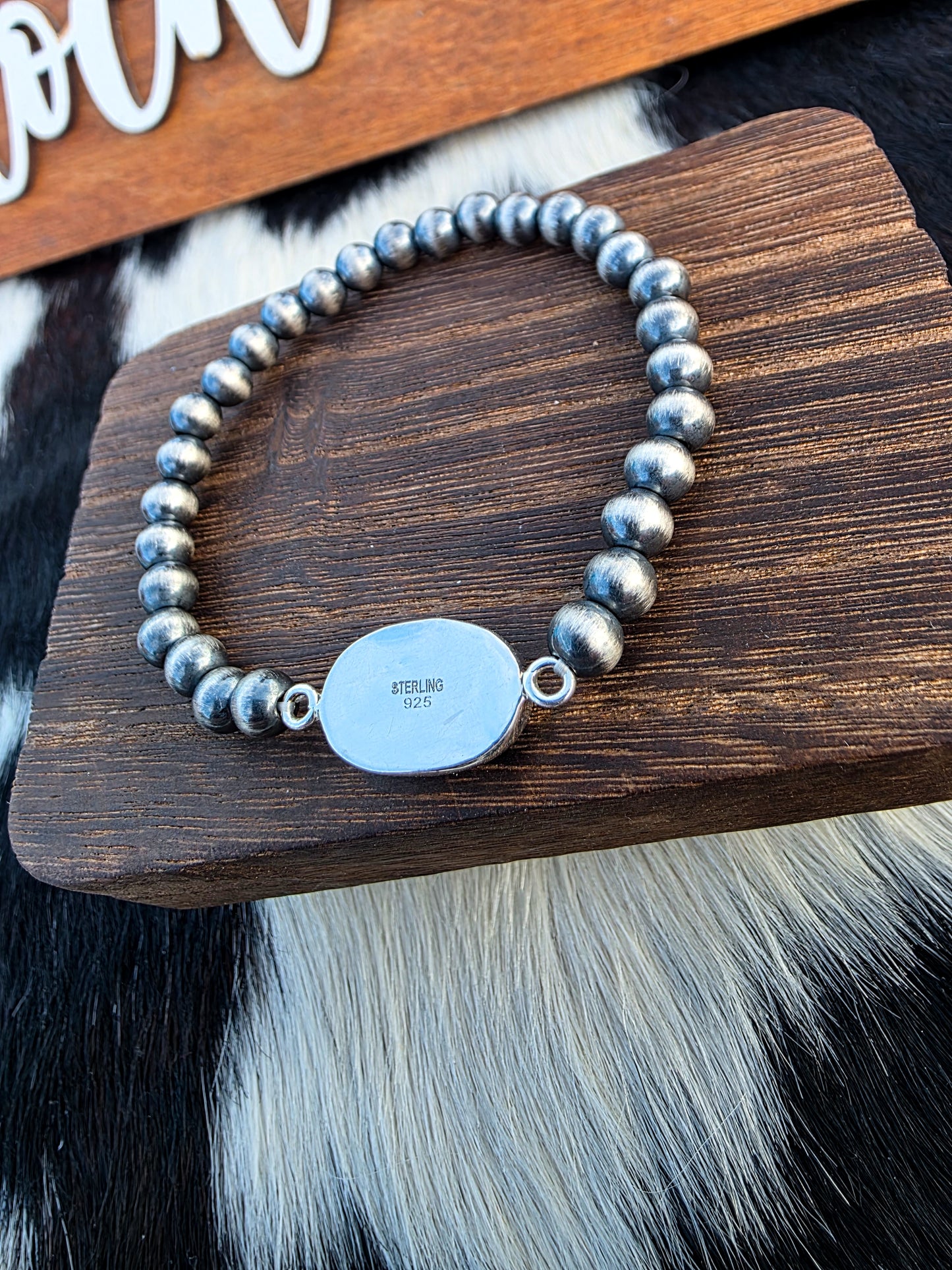 The Classic Eight Pearl Bracelet
