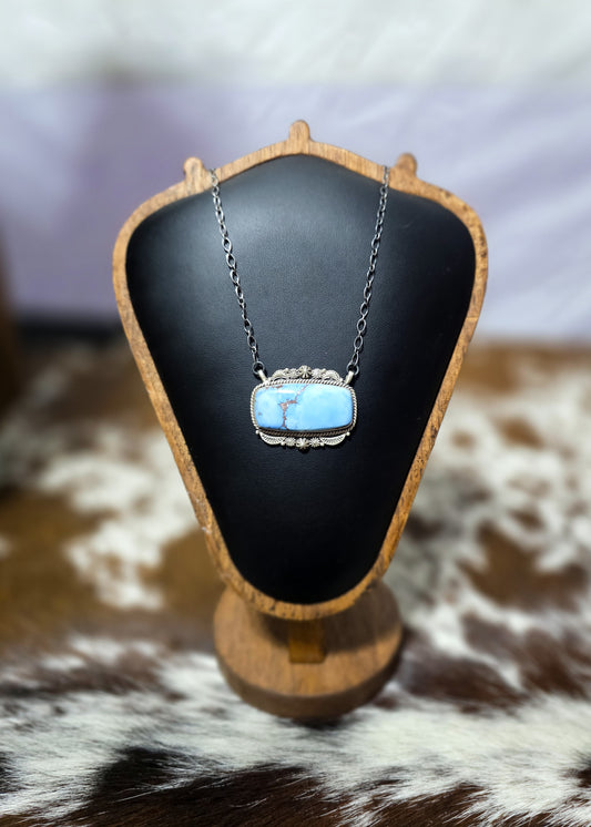 The Camille Golden Hills Bar Necklace